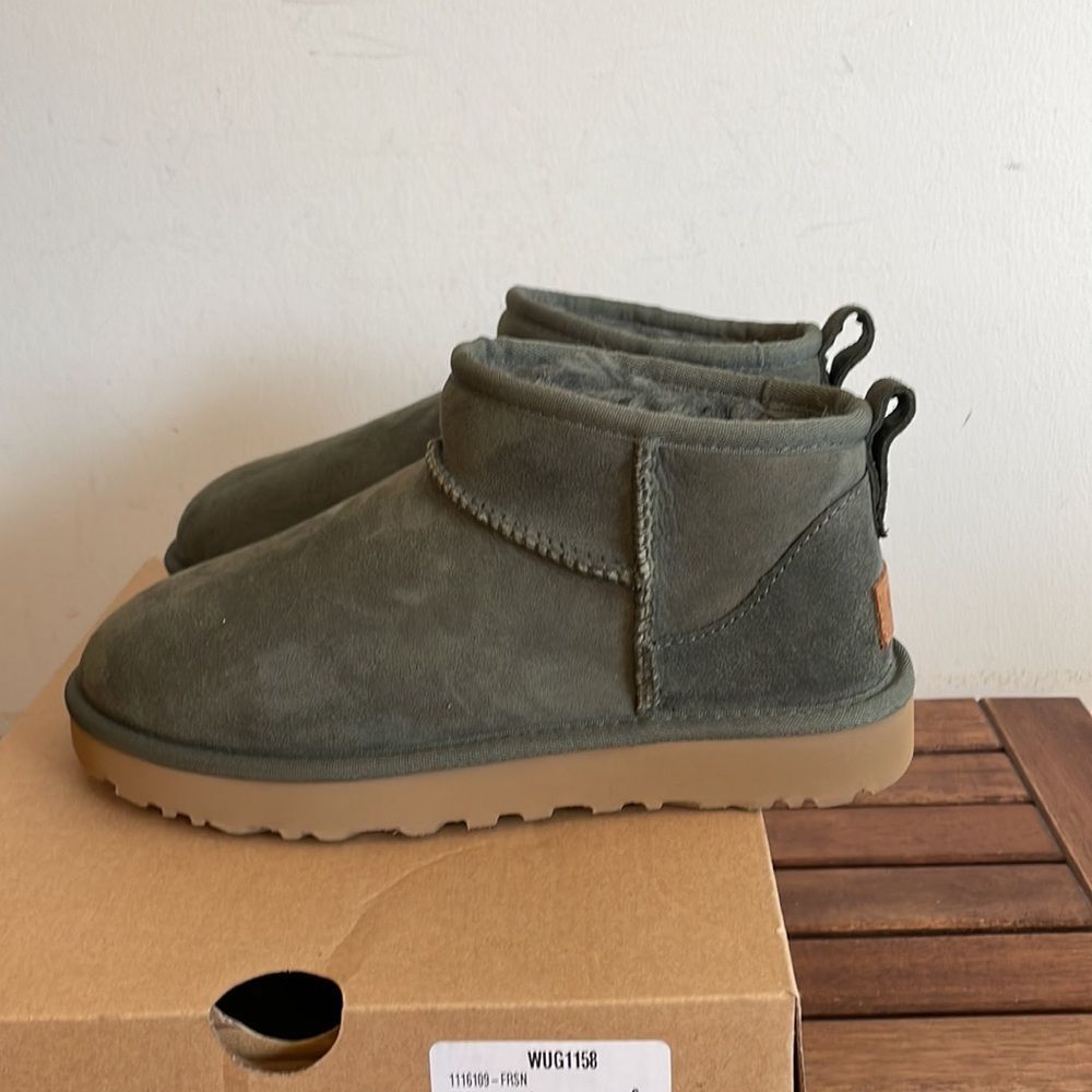 UGG Classic Ultra Mini Forest Night USA Women Size 6/UK 4/EU 37 - Picture 8 of 15